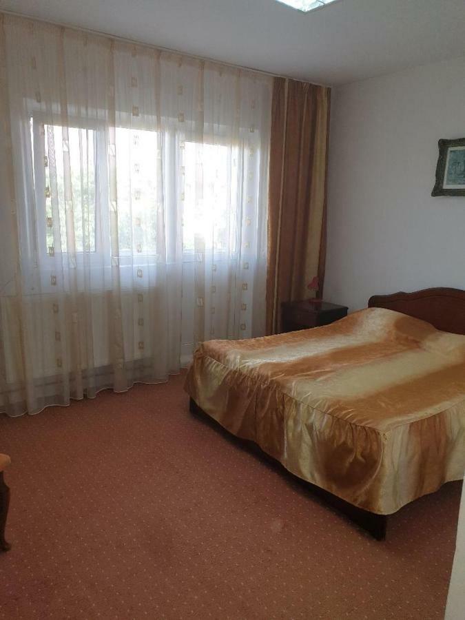 Hostel Stadion Zalau Ngoại thất bức ảnh